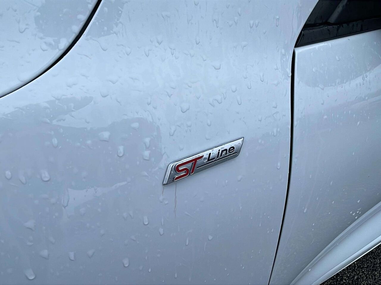 Ford Escape 2023 Blanc Gatineau - photo #9