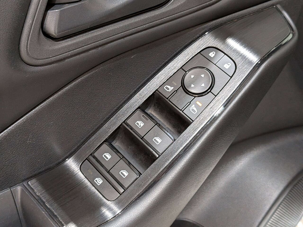 2024 Nissan Rogue AWD S White Val-David - photo #32