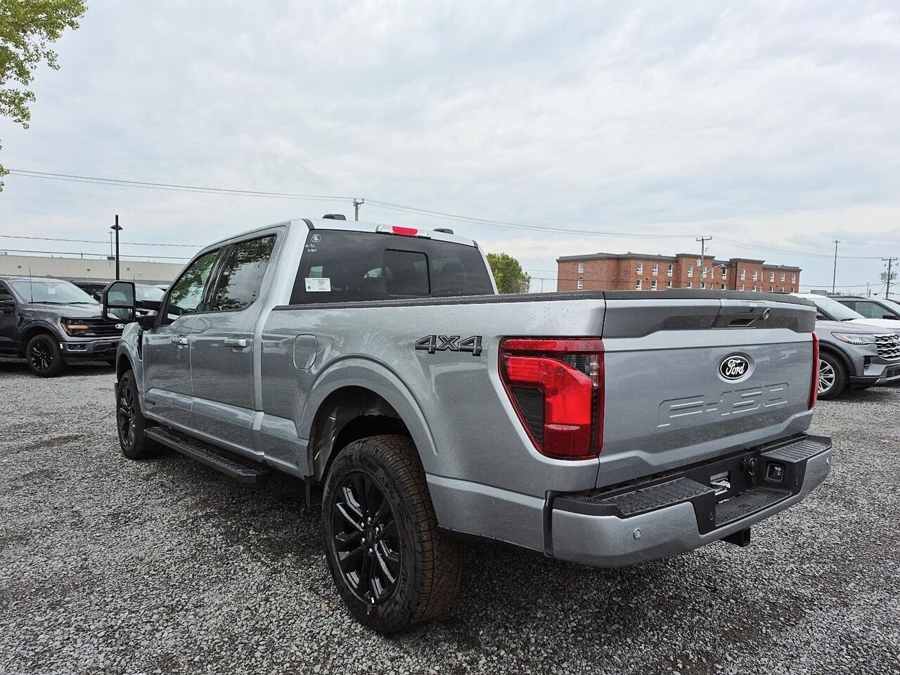 2026 Ford F-150 Iconic Silver Metallic Saint-Jérôme - photo #3