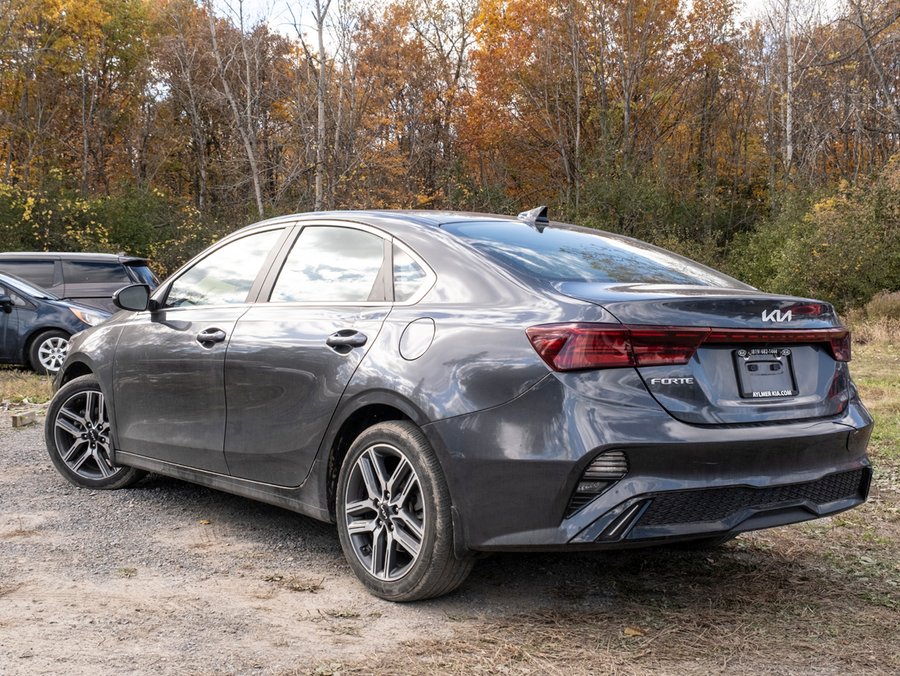 Kia Forte EX Premium IVT 2024 Gris