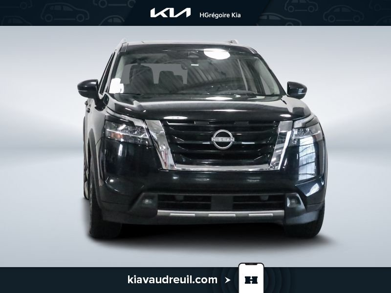 2023 Nissan Pathfinder Black Laval - photo #3