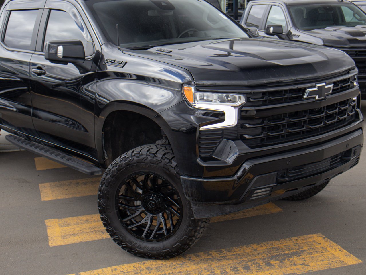 2024 Chevrolet Silverado 1500 4WD Crew Cab 147 RST Black Sherwood Park - photo #14