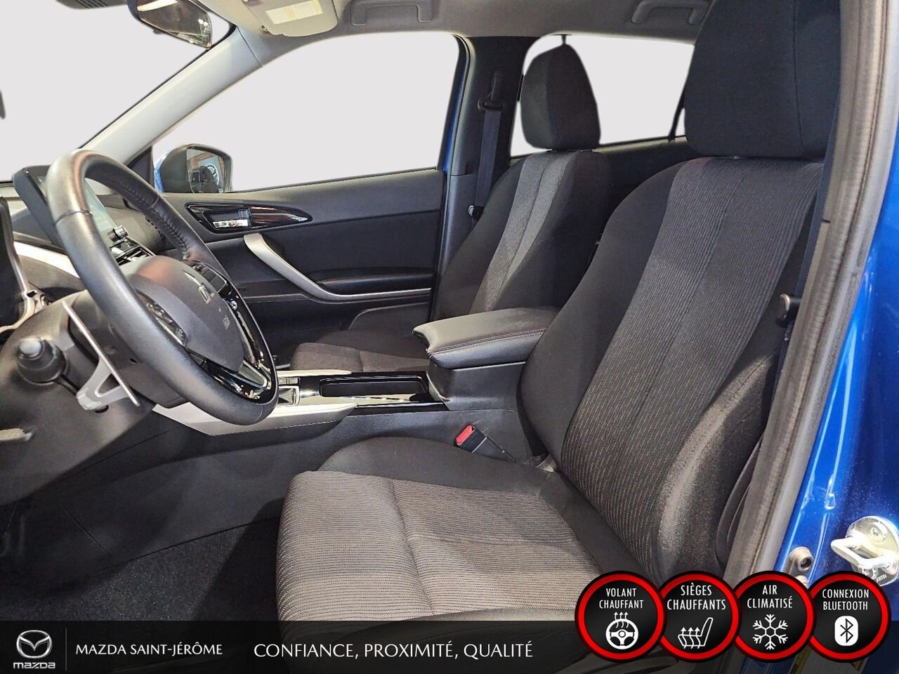 2025 Mitsubishi Eclipse Cross SEL | AWD | MAGS | PUSH START | Blue Saint-Jérôme - photo #16