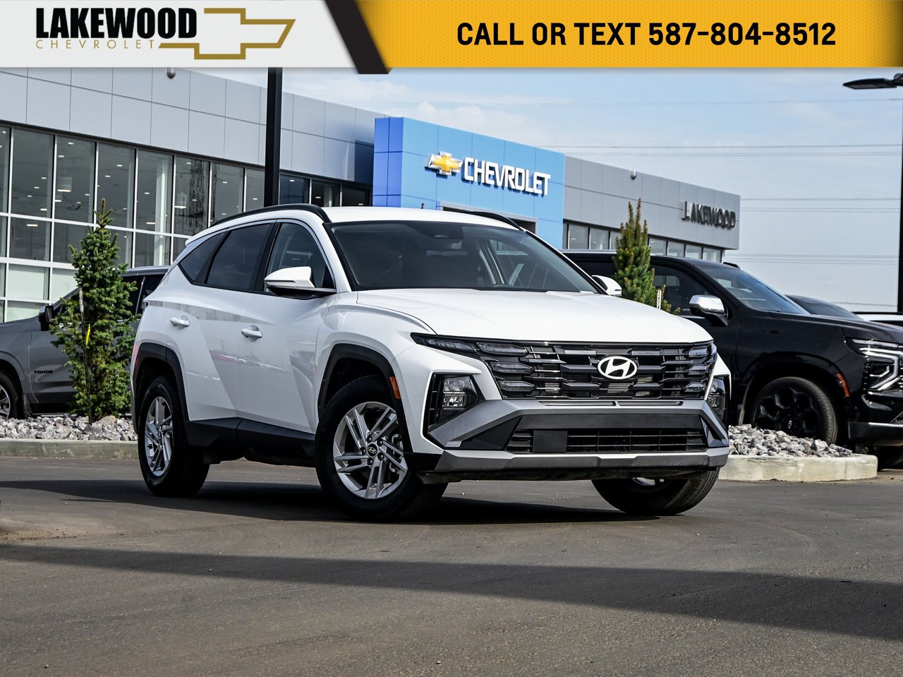 2025 Hyundai Tucson Preferred AWD White Sherwood Park - photo #0