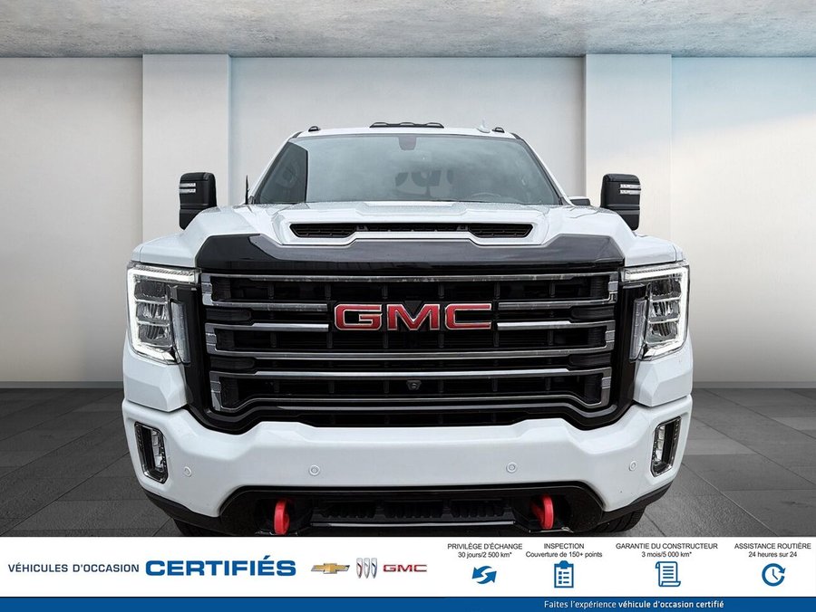 GMC SIERRA K25 AT4 cabine multiplace 4RM 159 po 2023 Blanc