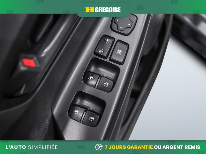 2020 Hyundai Kona Grey Blainville - photo #18