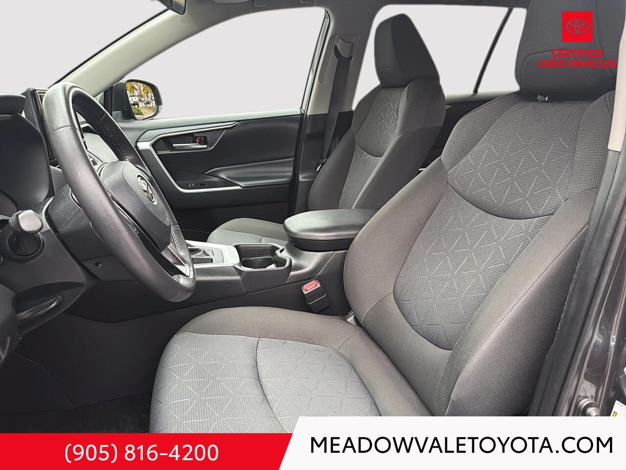 2021 Toyota RAV4 One Owner, Power Sunroof, Power Trunk, Power Seat, New Tires and Brakes all the way around Grey Mississauga - photo #8