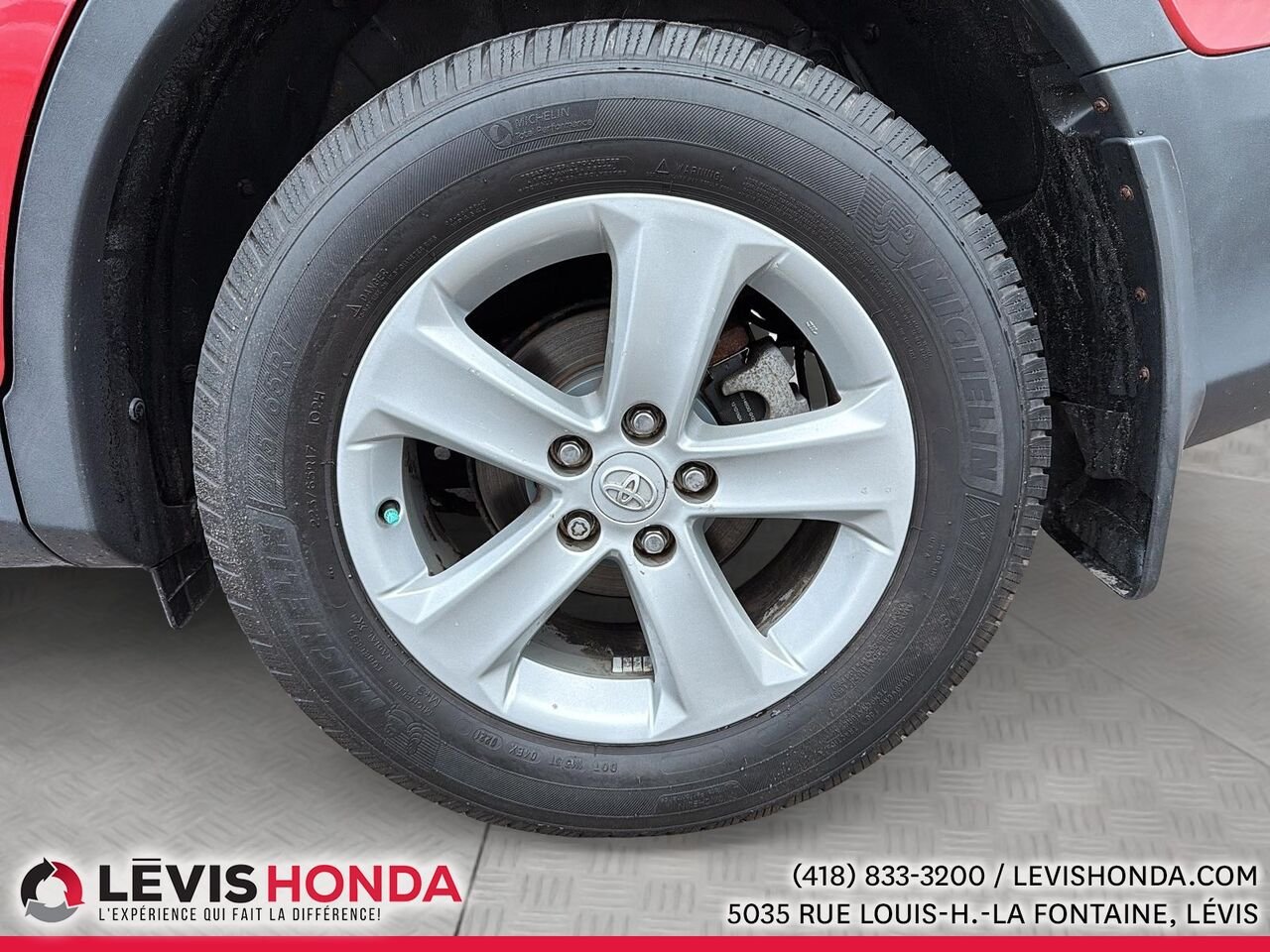 2014 Toyota Rav4 XLE AWD Traction intégrale 4 portes XLE Red Lévis - photo #14