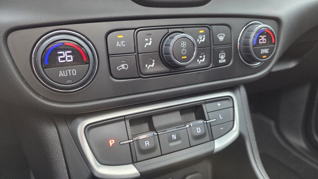 2024 GMC Terrain SLE Elevation AWD Black Mont-Laurier - photo #32
