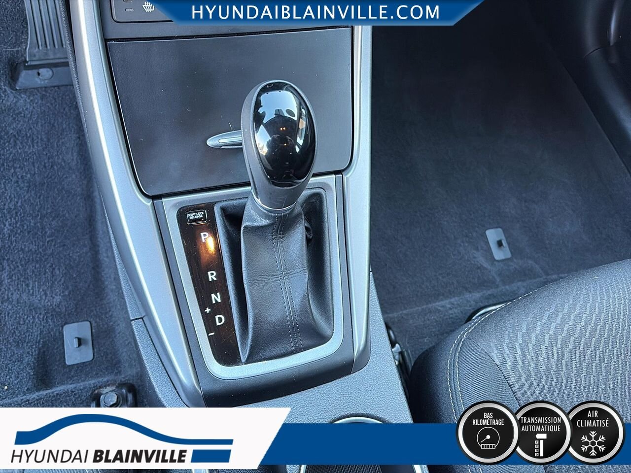 Hyundai Elantra 2016 Bleu Blainville - photo #18