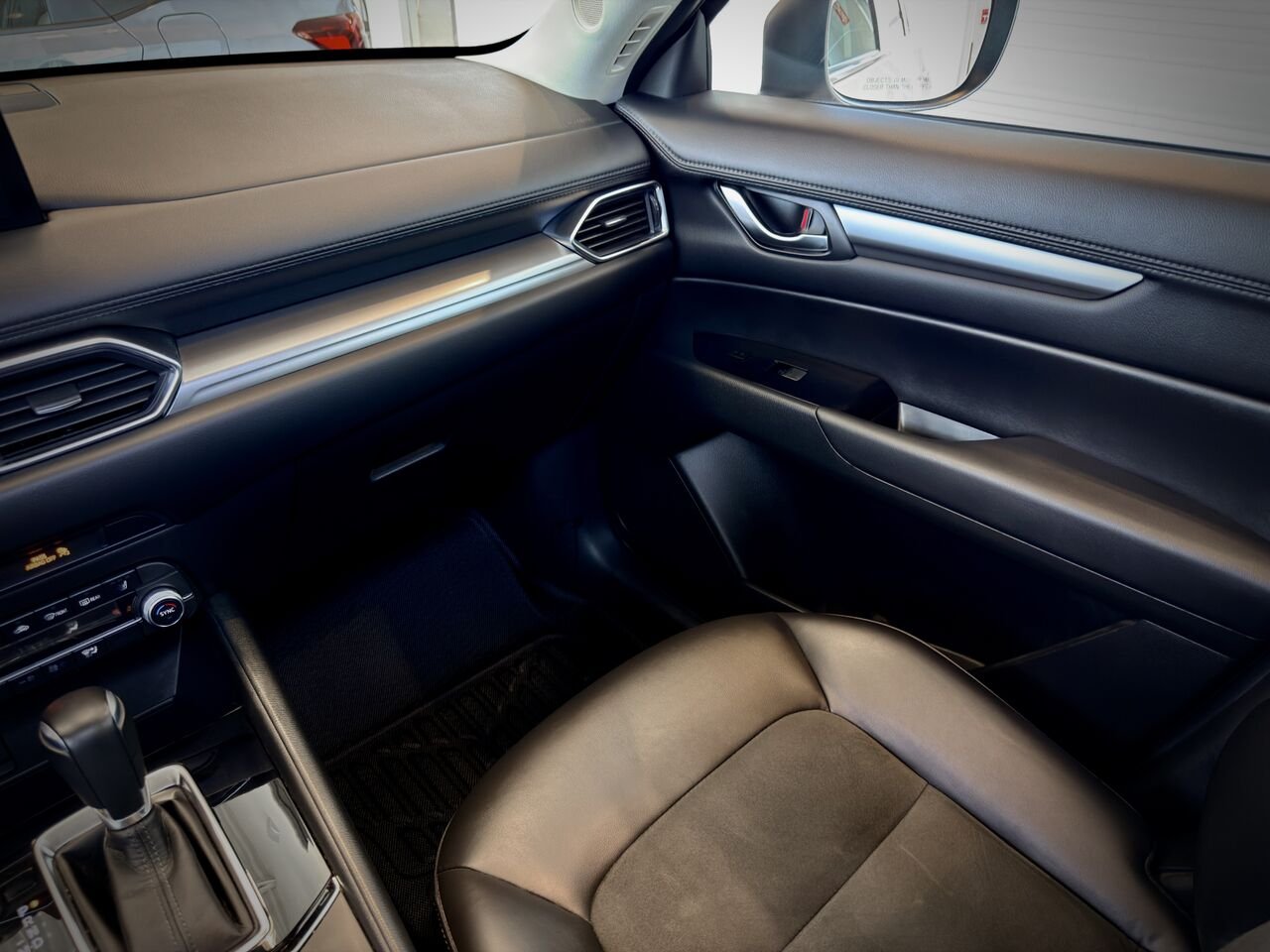 2022 Mazda CX-5 White Notre-Dame-des-Prairies - photo #18