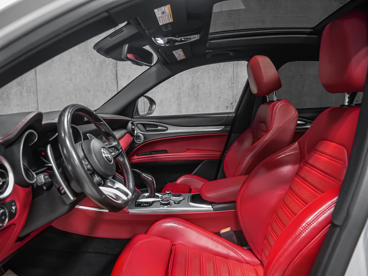 2020 Alfa Romeo Stelvio TI SPORT ASSIST CONDUITE HARMAN KARDON ROUES 20po White Montreal - photo #14