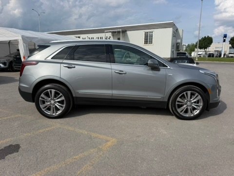 2024 Cadillac XT5 PREMIUM LUXURY AWD FINANCEMENT À PARTIR DE 3.99% Grey Laval - photo #3