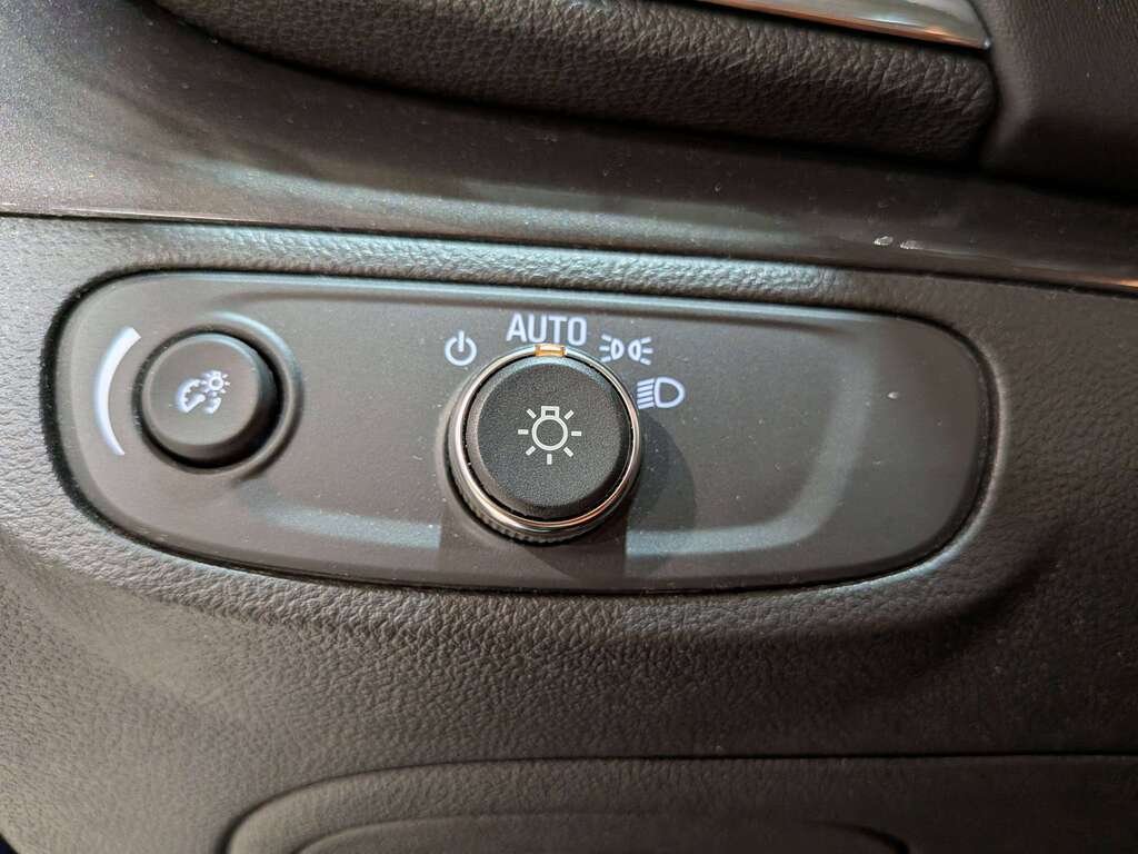 Buick Encore 2021 Noir Val-David - photo #18