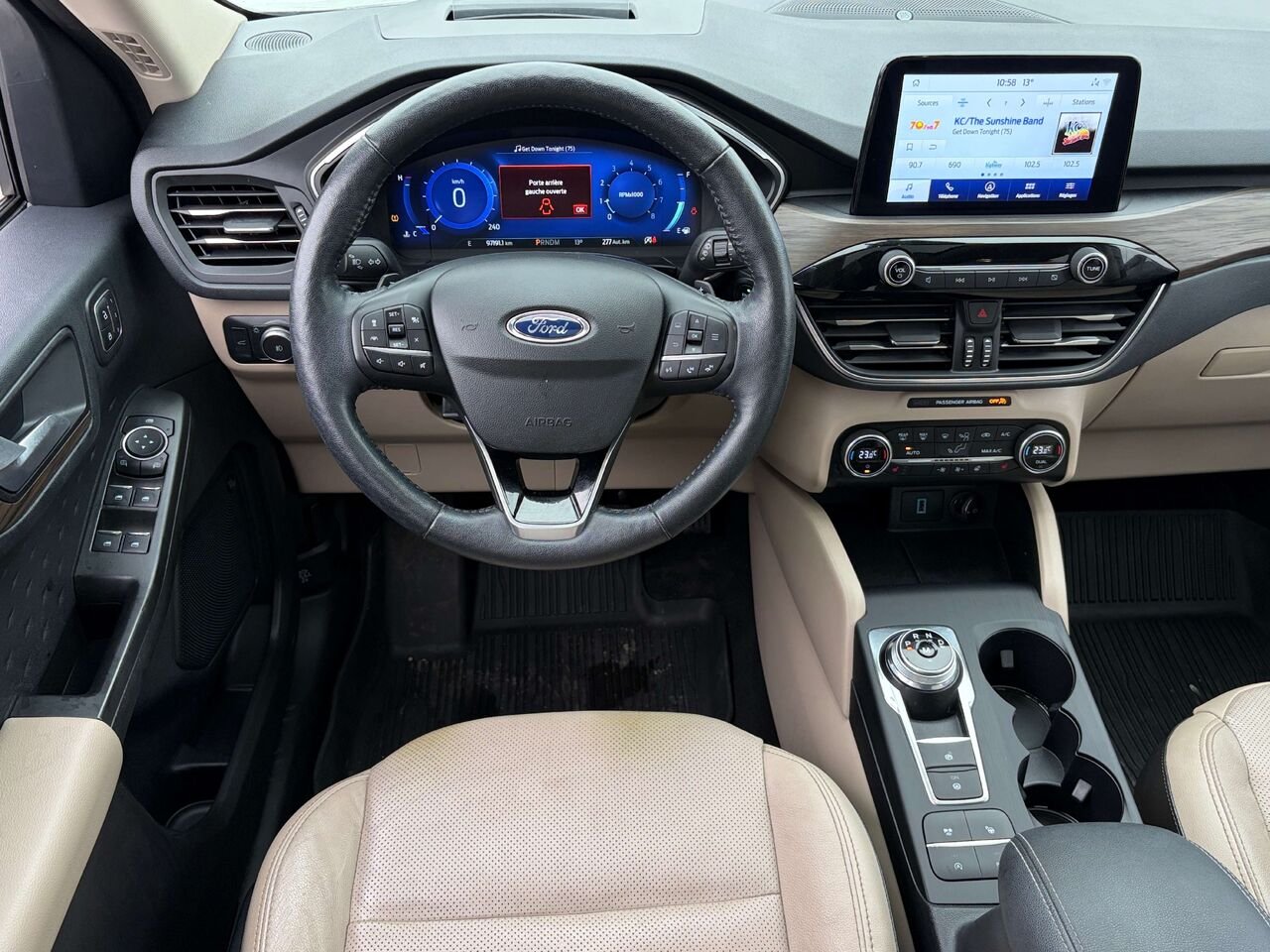 2020 Ford Escape White Gatineau - photo #13