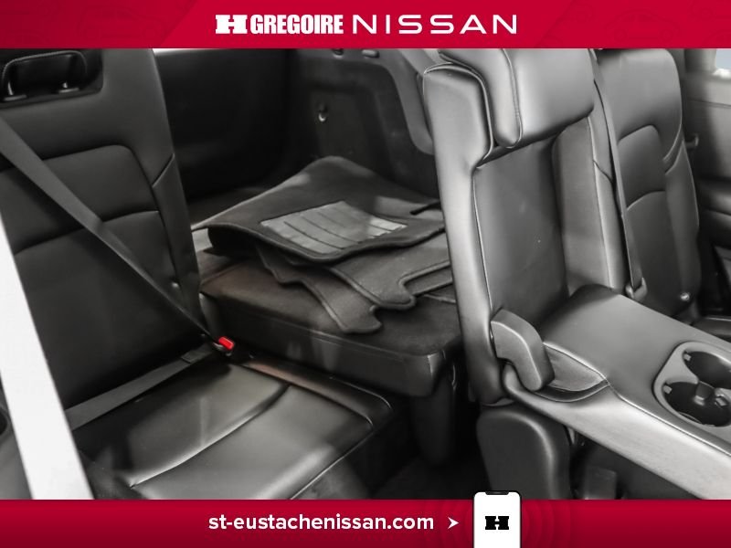 2024 Nissan Pathfinder Black Laval - photo #32