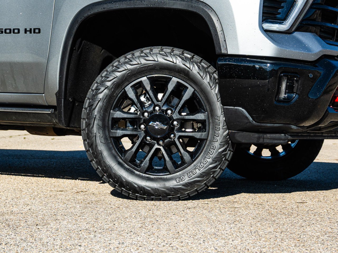 2025 Chevrolet Silverado 3500HD 4WD Crew Cab 159 LTZ Grey Sherwood Park - photo #4