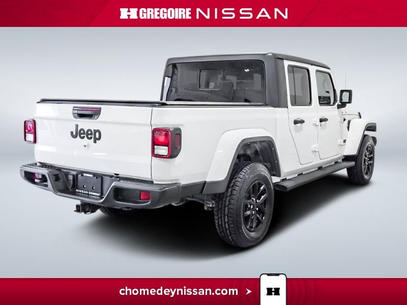 2022 Jeep Gladiator White Laval - photo #8