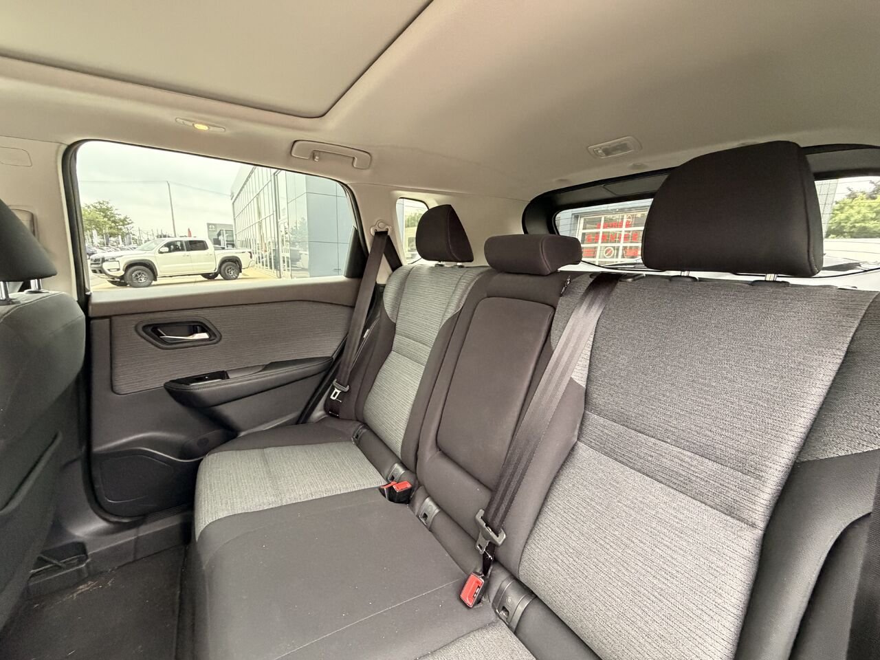 2021 Nissan Rogue SV FWD Grey Châteauguay - photo #10