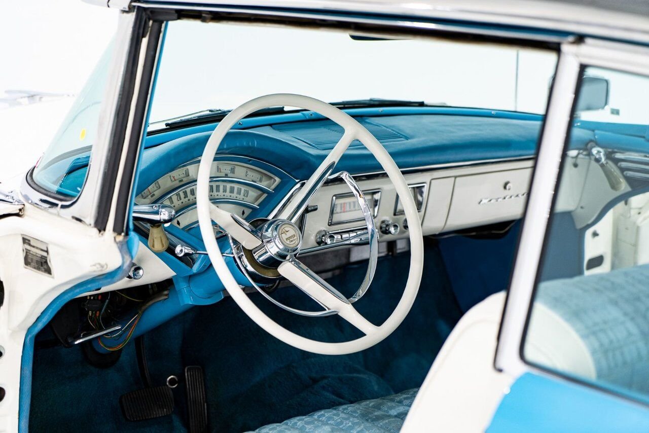 Mercury Monterey **PRIX EN USD** Beautifully presented from former restoration 1956 Blanc Montréal - photo #79