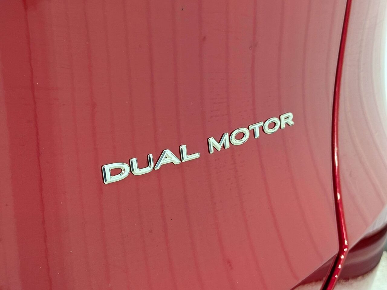 2020 Tesla Model Y Long Range AWD Red Val-David - photo #32