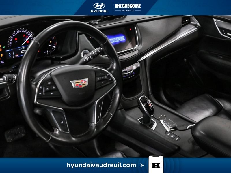 2018 Cadillac XT5 Black Laval - photo #15