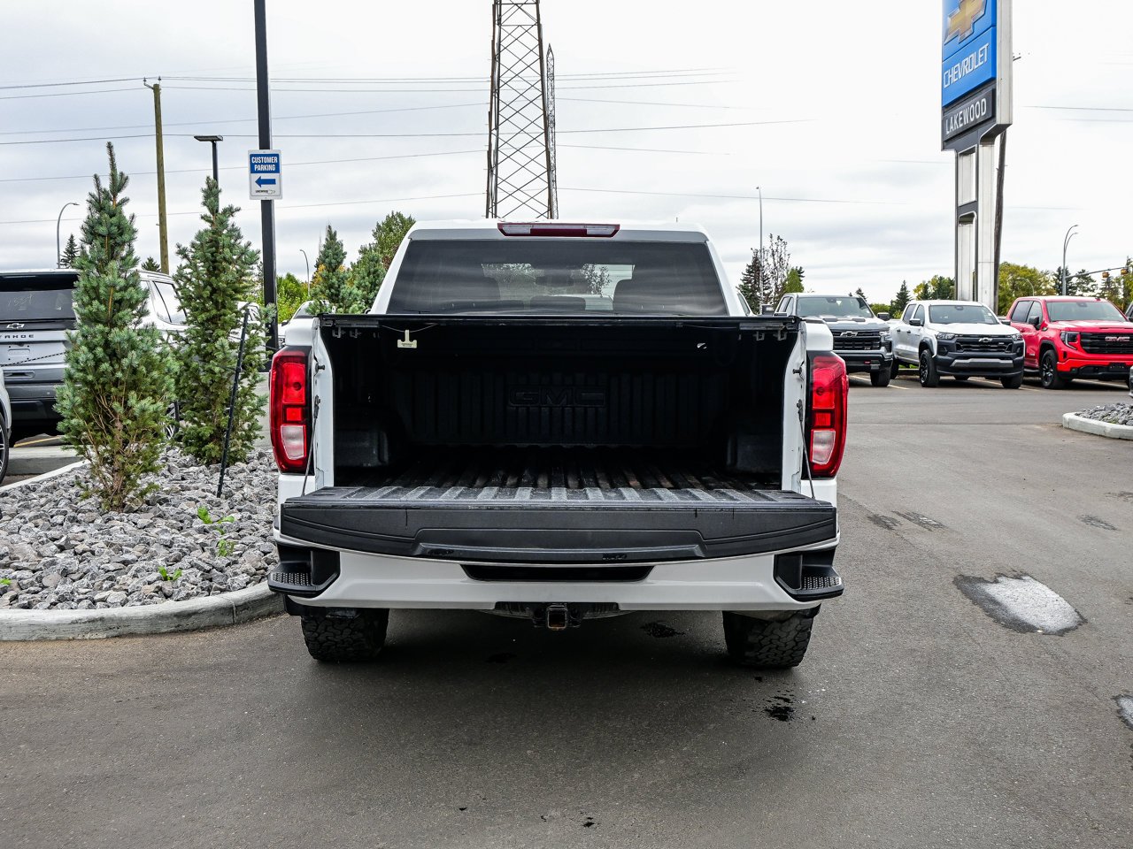 2024 GMC Sierra 1500 4WD Crew Cab 147 Elevation White Sherwood Park - photo #13