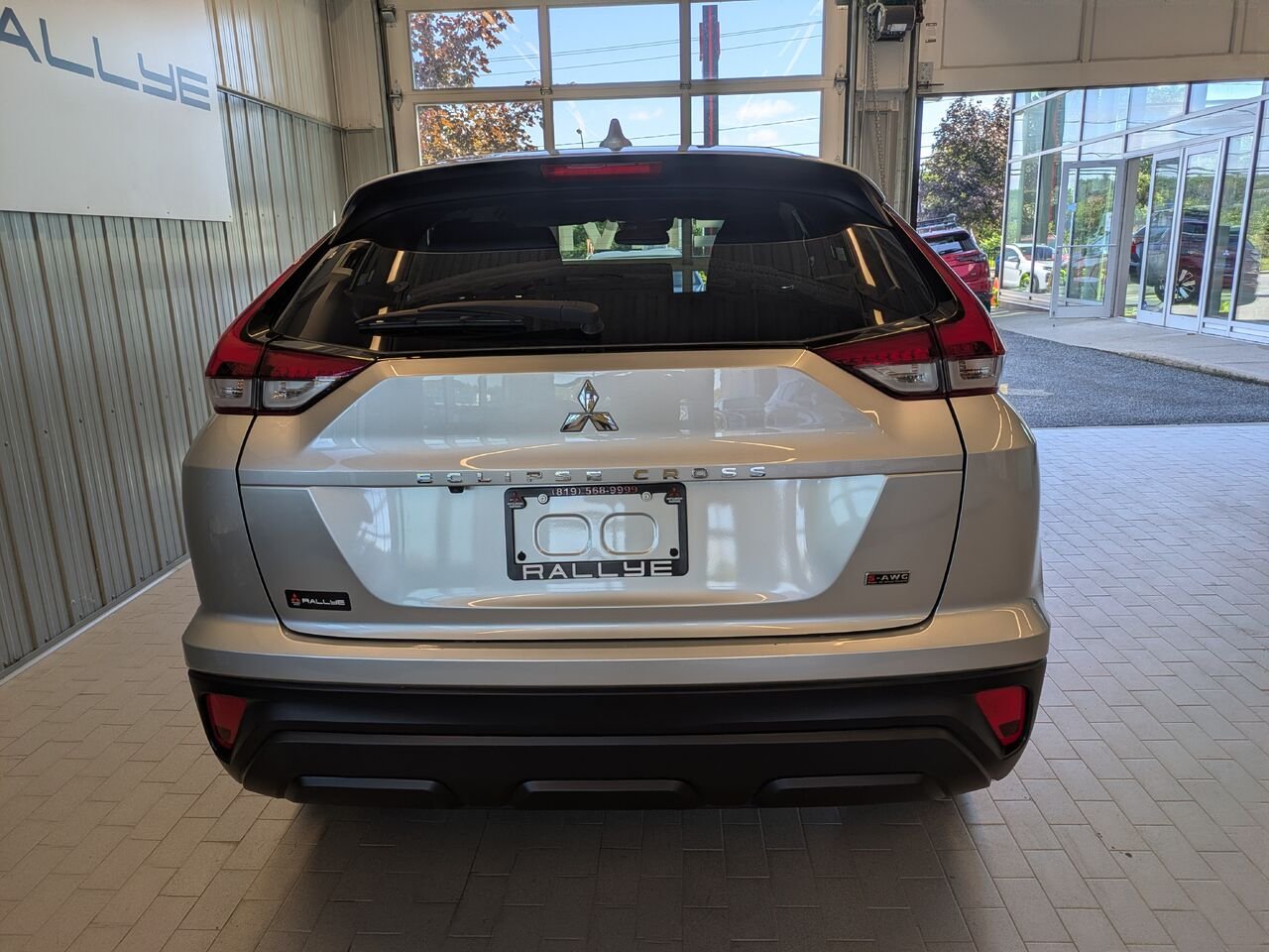 2024 Mitsubishi Eclipse Cross Silver Gatineau - photo #2