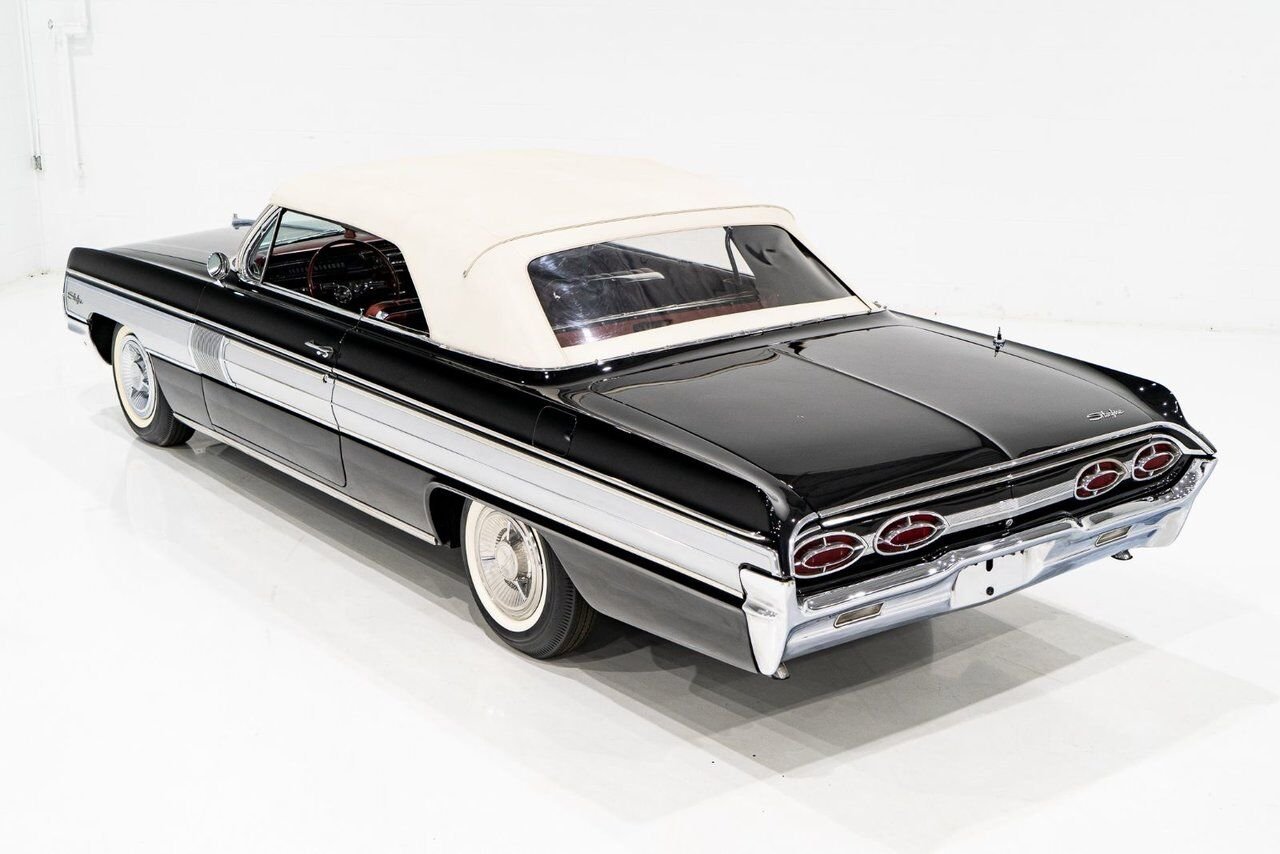Oldsmobile Starfire Factory A/C. Single repaint and extensive ownership history **PRICE IN USD** 1962 Noir Montréal - photo #6