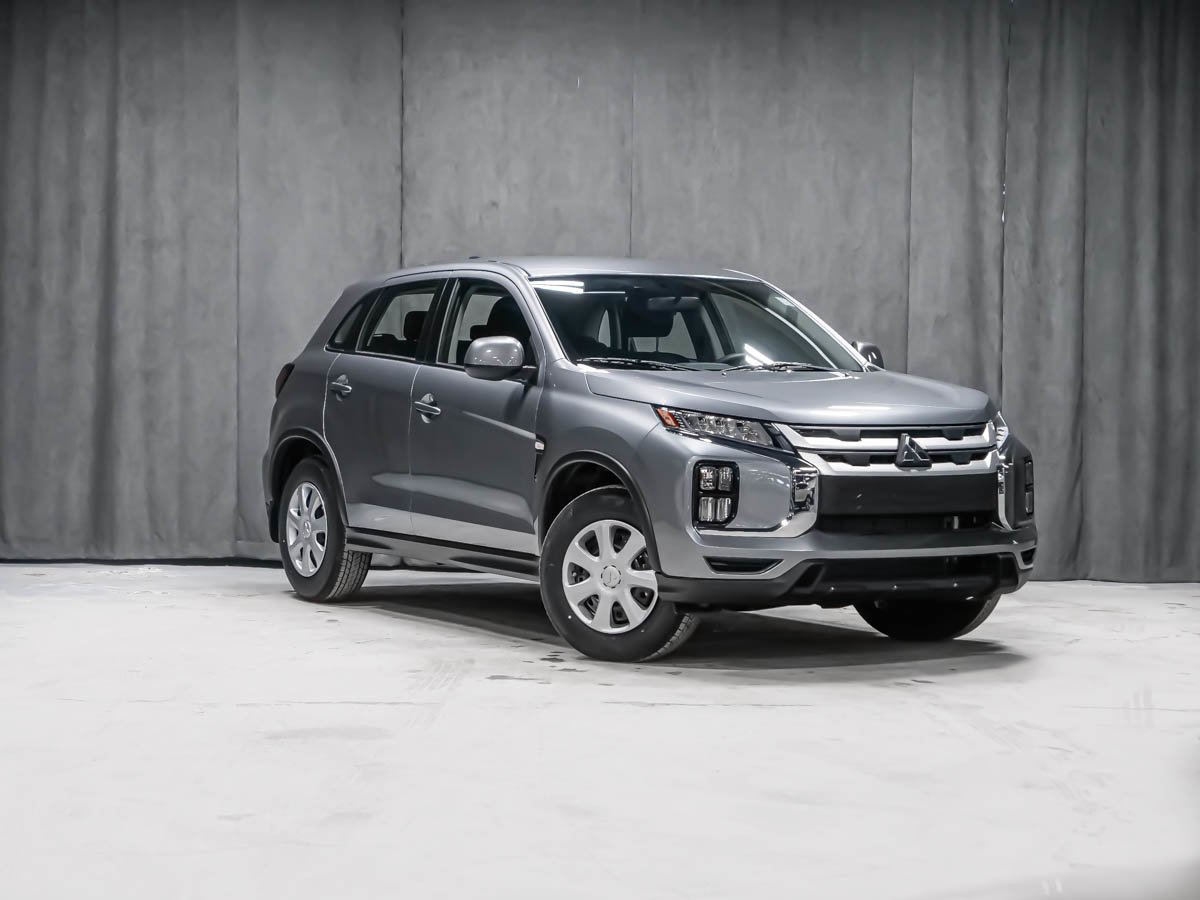 2026 Mitsubishi RVR ES Titanium Grey Montreal - photo #1