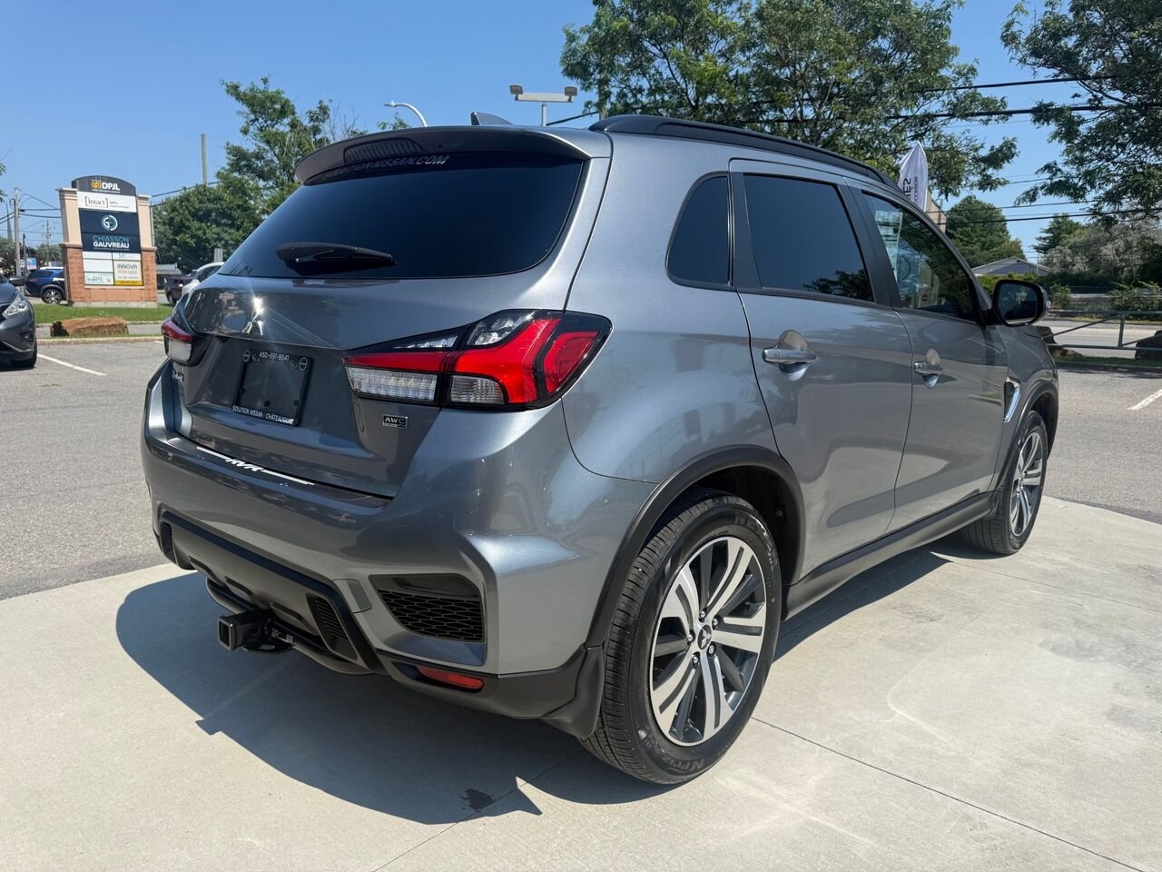 2024 Mitsubishi RVR SEL AWC Grey Châteauguay - photo #4