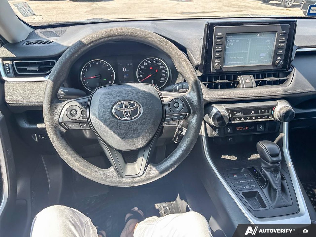 2019 Toyota RAV4 2T3B1RFV1KW071283 Grey Mirabel - photo #15