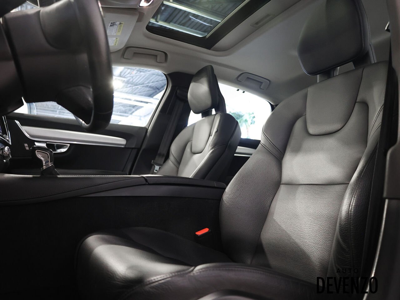 2017 Volvo S90 Blue Saint-Eustache - photo #12