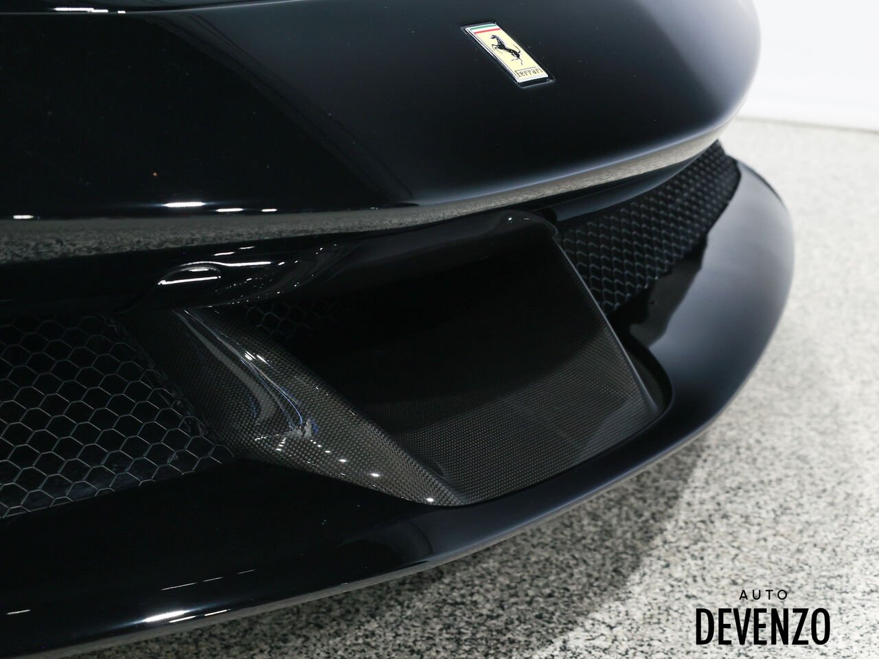 2023 Ferrari SF90 Stradale Black Saint-Eustache - photo #17