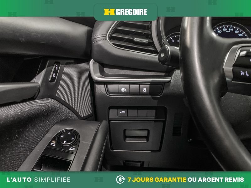 2024 Mazda 3 Grey Laval - photo #20