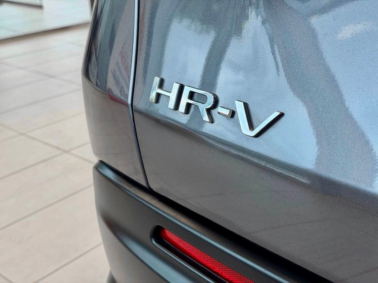 Honda HR-V 2024 Gris Notre-Dame-des-Prairies - photo #10
