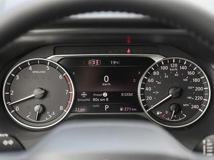 2026 Nissan Rogue Everest White Tricoat Pearl Blainville - photo #13
