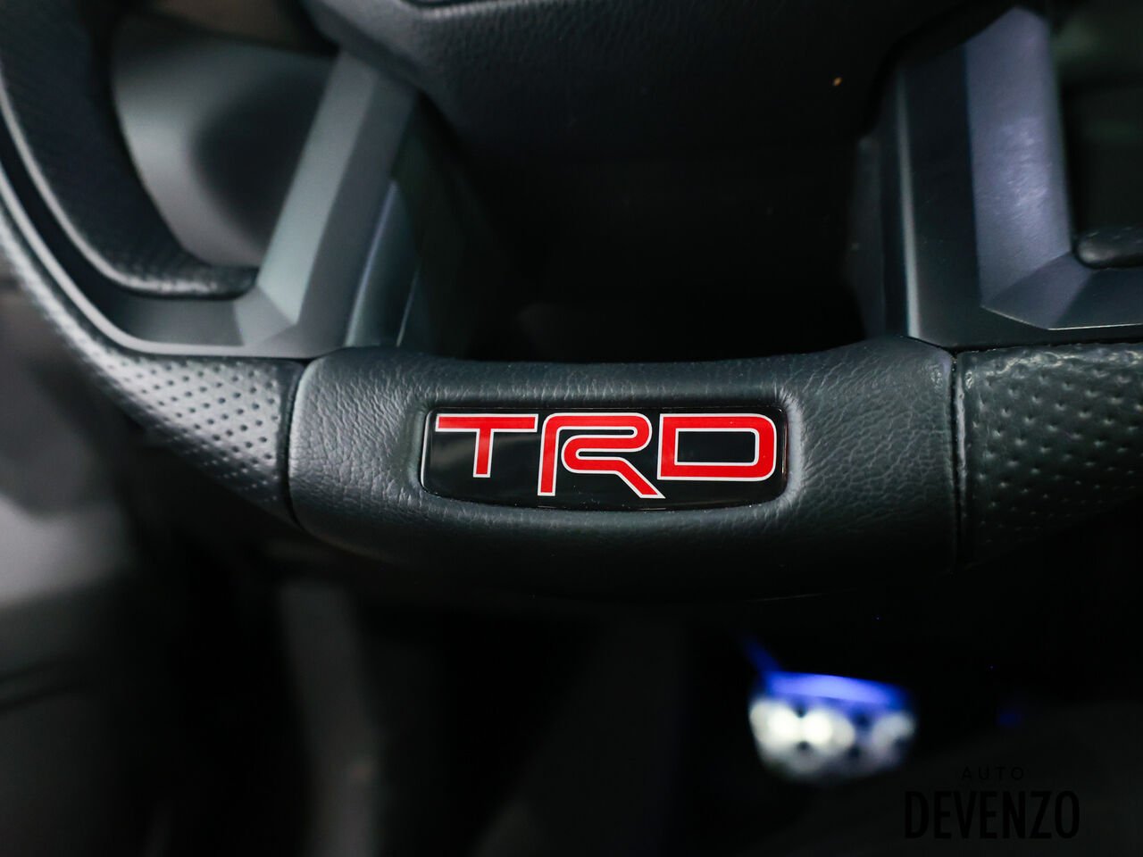 2024 Toyota Tundra Grey Saint-Eustache - photo #17