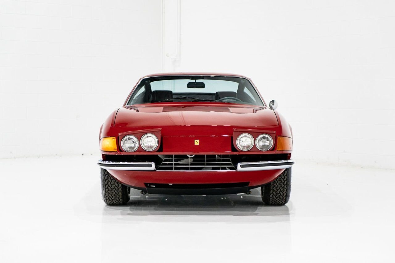 Ferrari 365 GTB4 Daytona 18,301 miles With Orig Books/Tools/ Carbs / Filter Box 1973 Rouge Montréal - photo #47