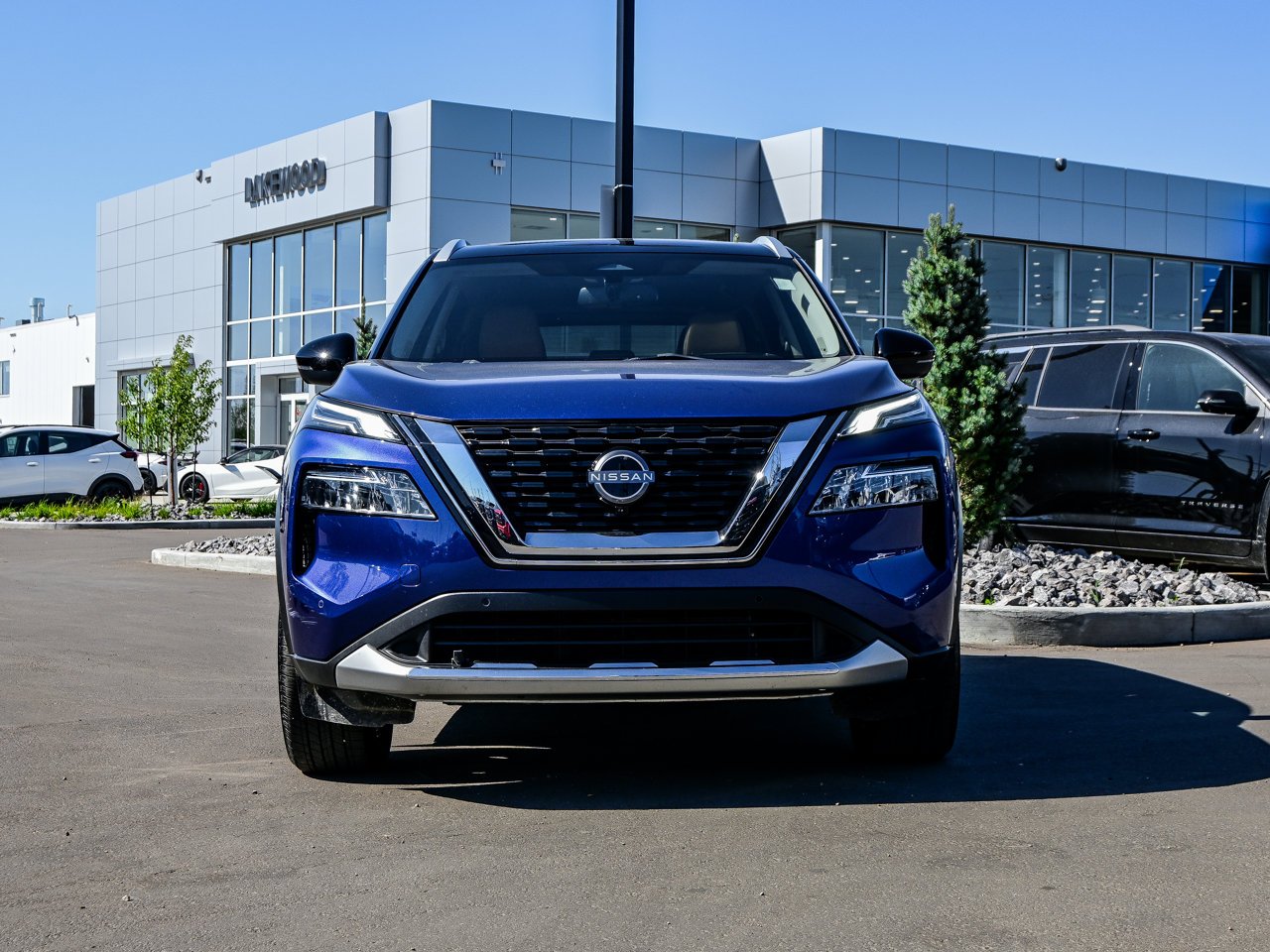 2023 Nissan Rogue AWD Platinum Blue Sherwood Park - photo #2