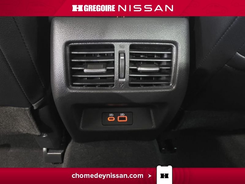 2022 Nissan Altima Black Blainville - photo #27