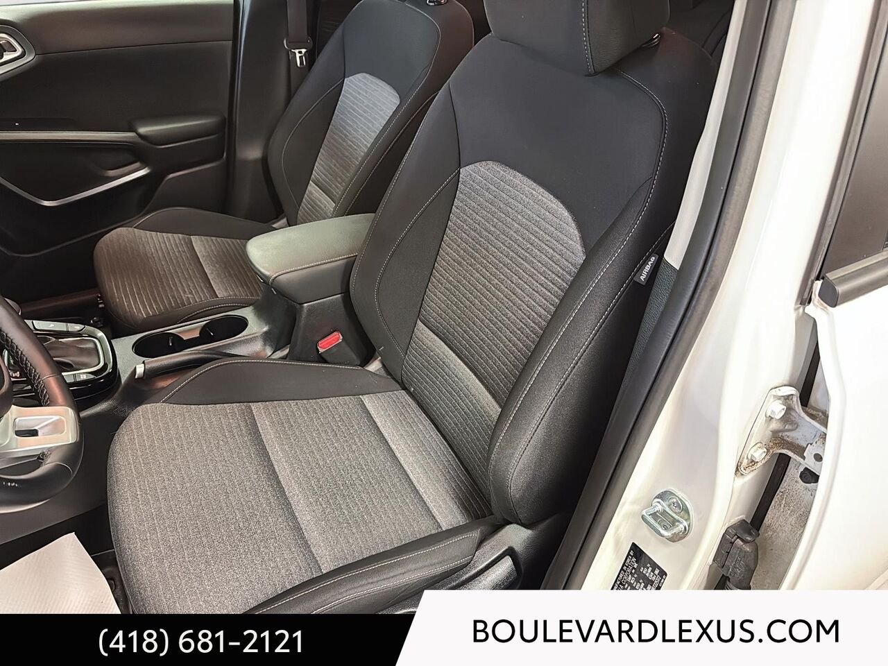 2024 Kia Soul 19937A | EX IVT White Quebec - photo #8