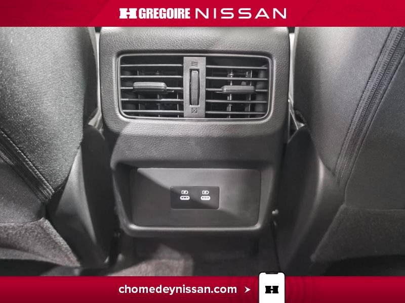 2025 Nissan Rogue White Laval - photo #27
