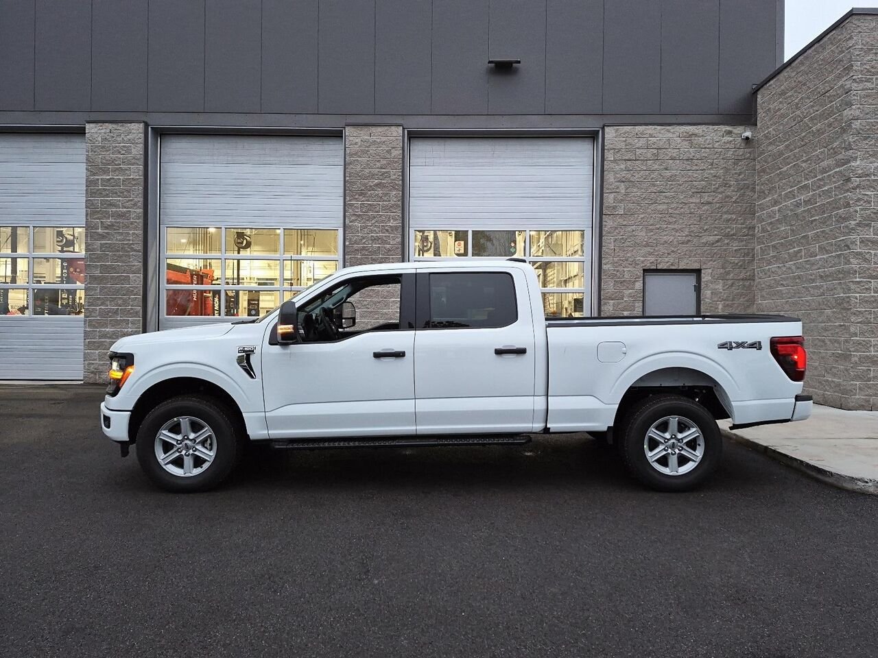 Ford F-150 2F370 | XLT 2026 Blanc Oxford Saint-Jérôme - photo #9