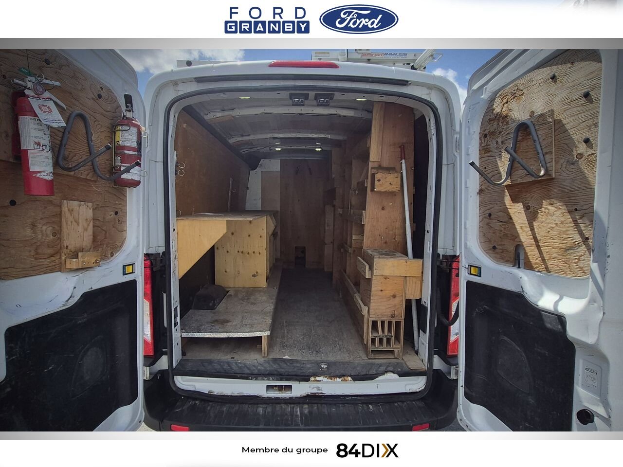 2015 Ford Transit fourgon utilitaire White Granby - photo #10