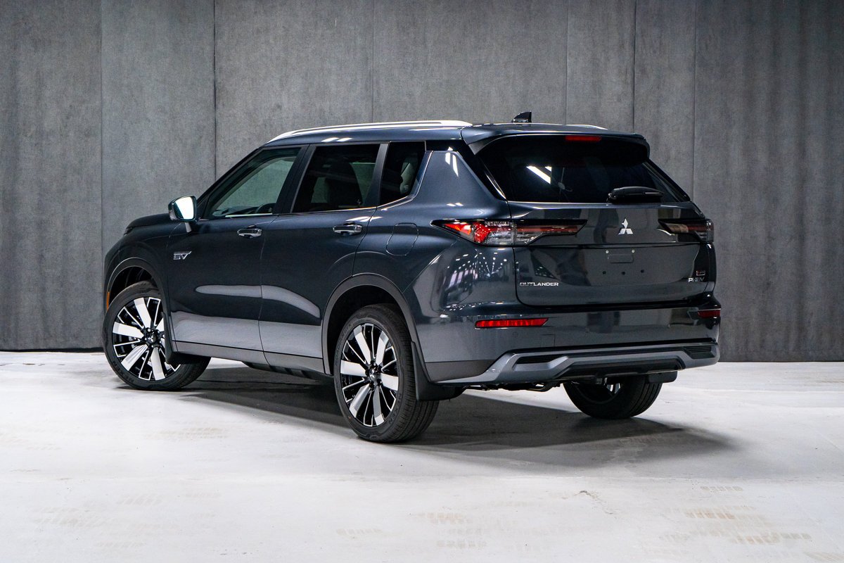 Mitsubishi Outlander PHEV SEL 2026 Fini Gris pierre de lune de qualité supérieure Montréal - photo #3