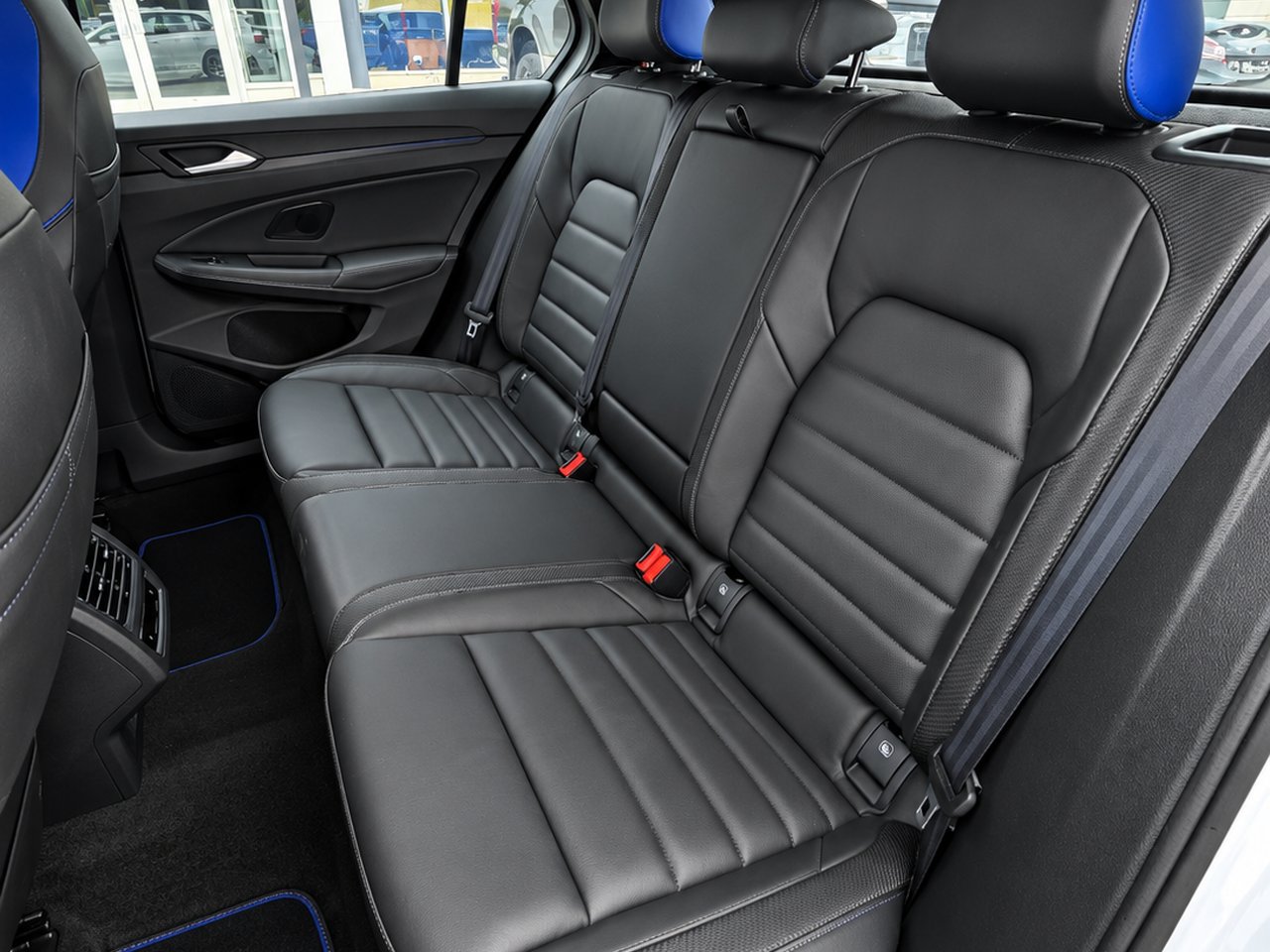 2024 Volkswagen Golf R White Granby - photo #13