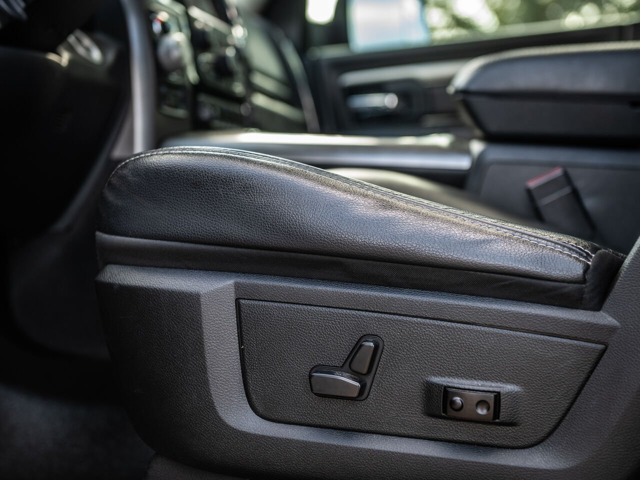 Ram 1500 2018 Noir Sainte-Julienne - photo #10