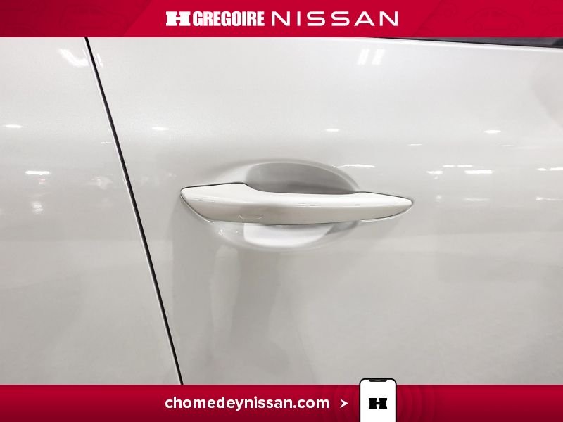 2023 Mazda CX-50 White Laval - photo #12