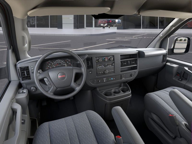 GMC Fourgonnette Savana utilitaire 2024 Noir onyx Saint-Eustache - photo #14